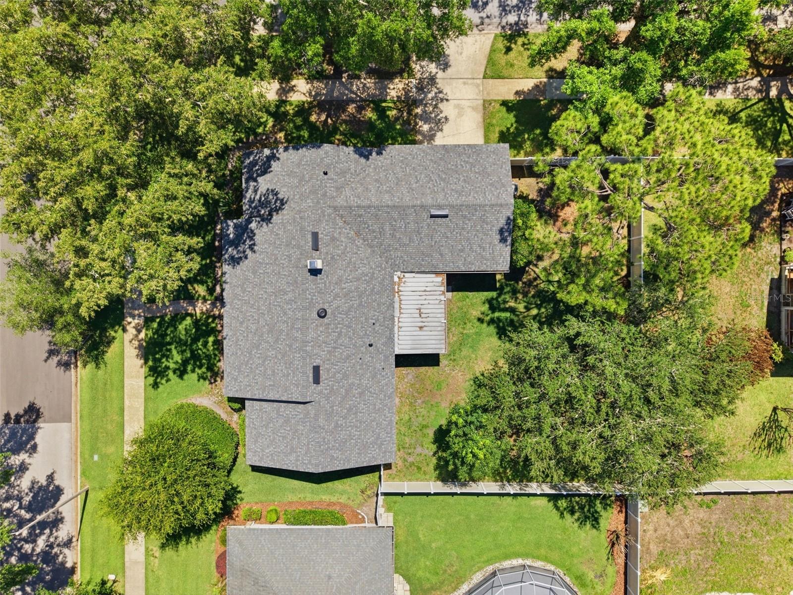 DOVER MANOR - Residential