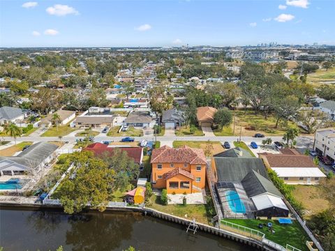 A home in TAMPA