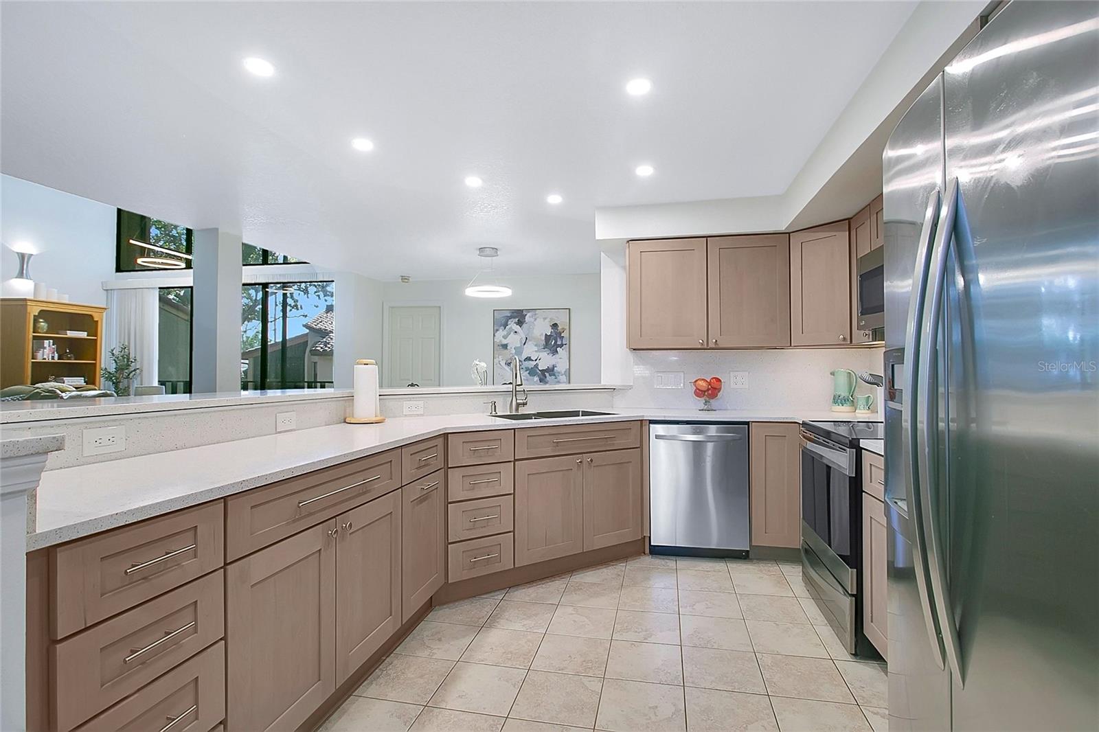 LAKE PINELOCH VILLAGE CONDO 03 - Residential