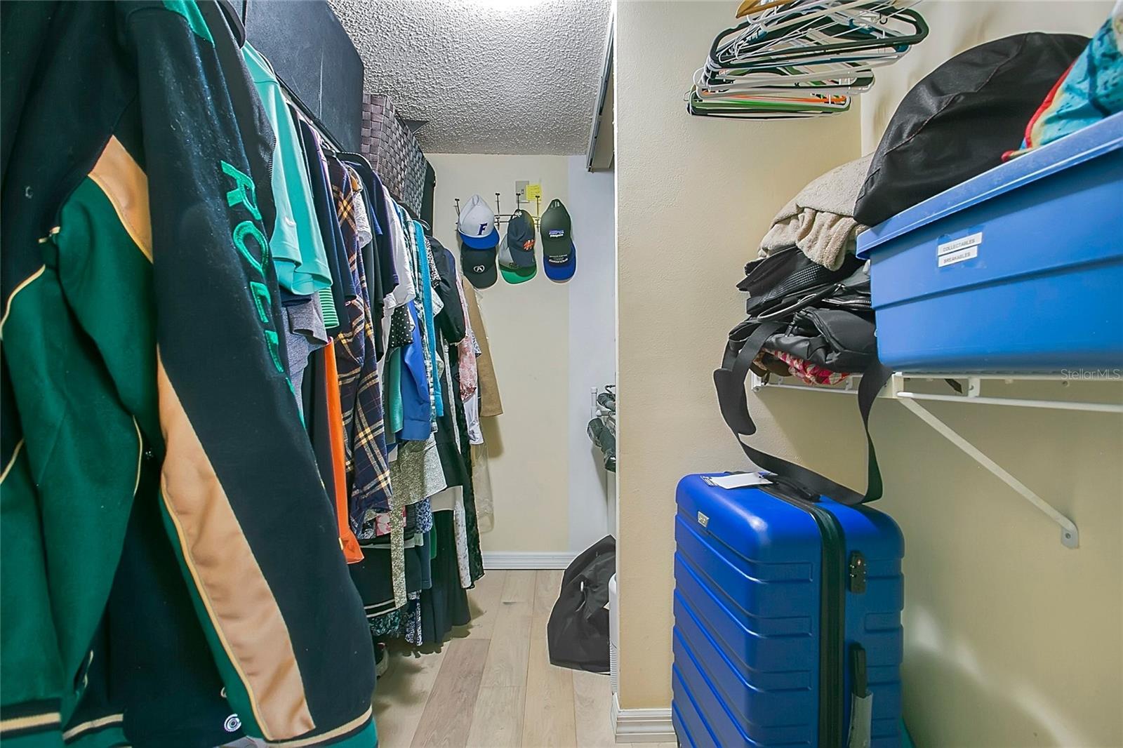 LAKE PINELOCH VILLAGE CONDO 03 - Residential