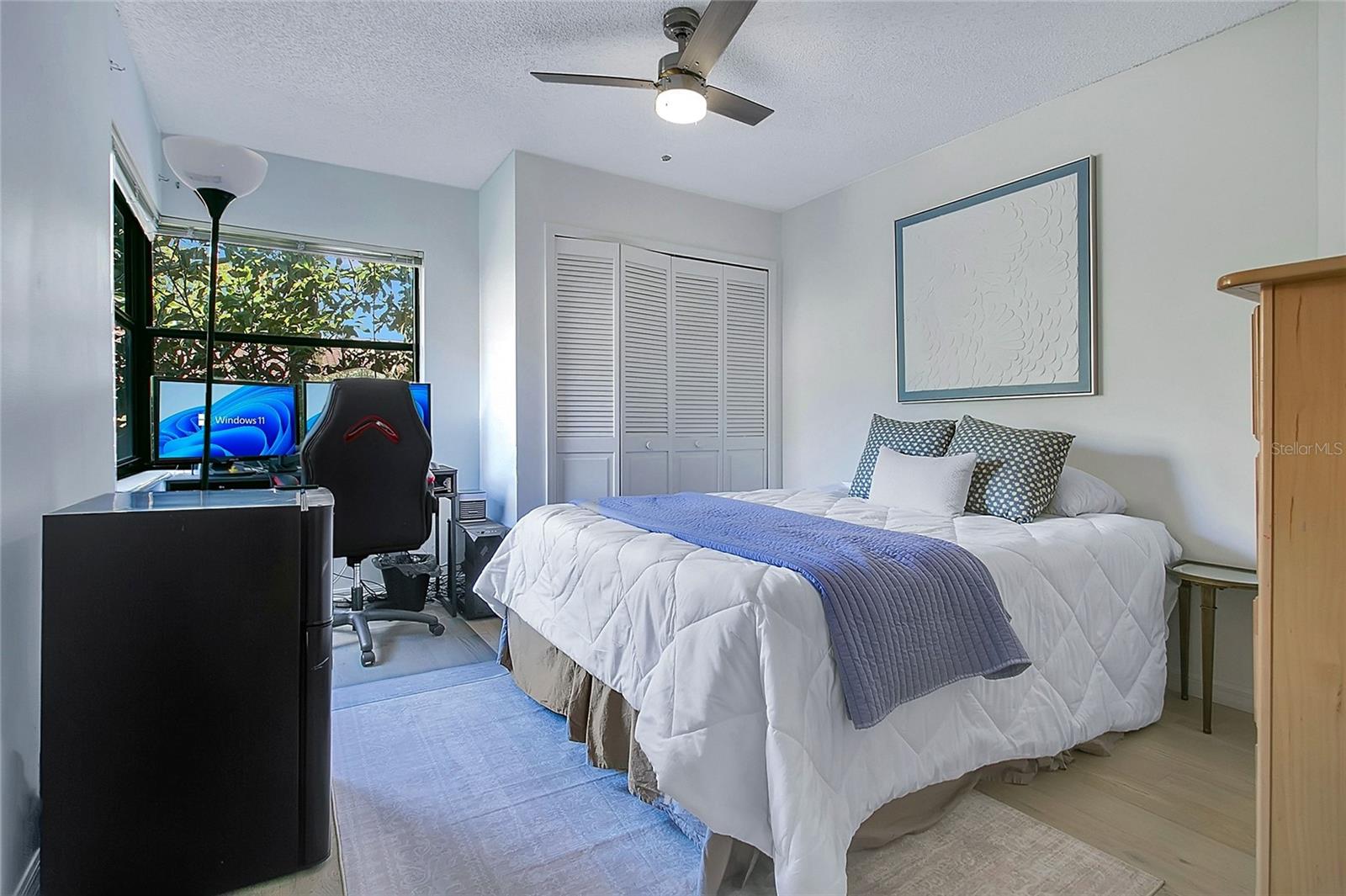 LAKE PINELOCH VILLAGE CONDO 03 - Residential