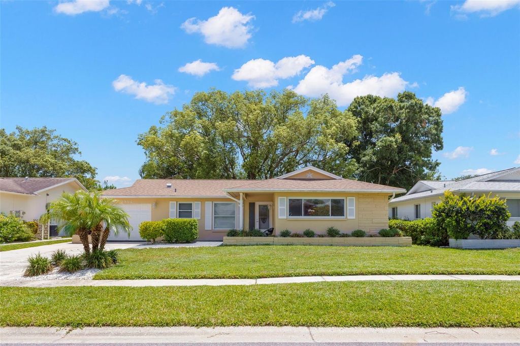 Photo of 2954 Curling Court, Palm Harbor, FL 34684 (MLS # TB8510404)