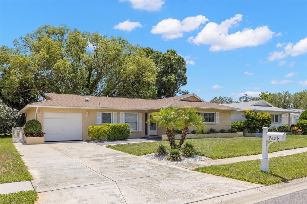 Photo of 2954 Curling Court, Palm Harbor, FL 34684 (MLS # TB8510404)