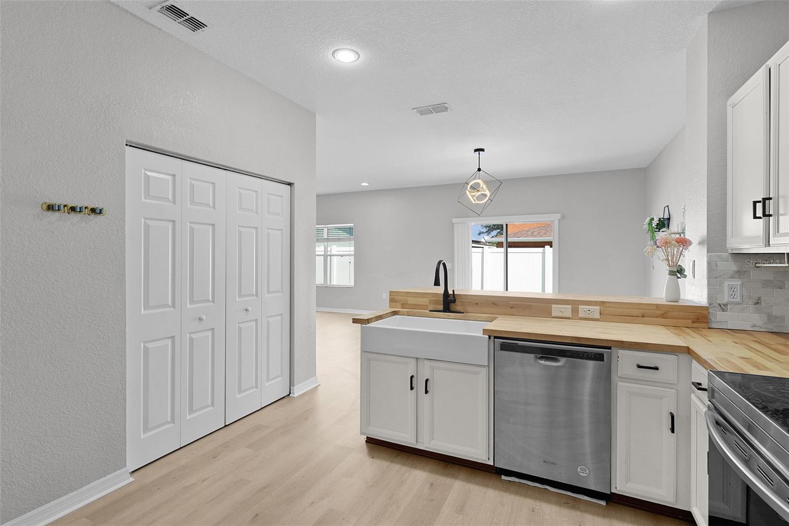 VILLAGES OF PARKWOOD - Residential