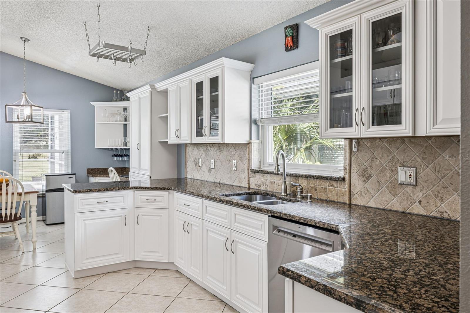 HUNTERS CREEK TR 115 PH 01 - Residential