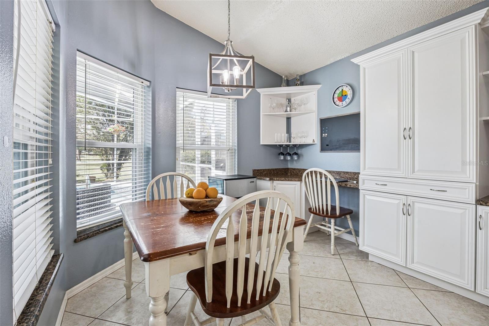 HUNTERS CREEK TR 115 PH 01 - Residential