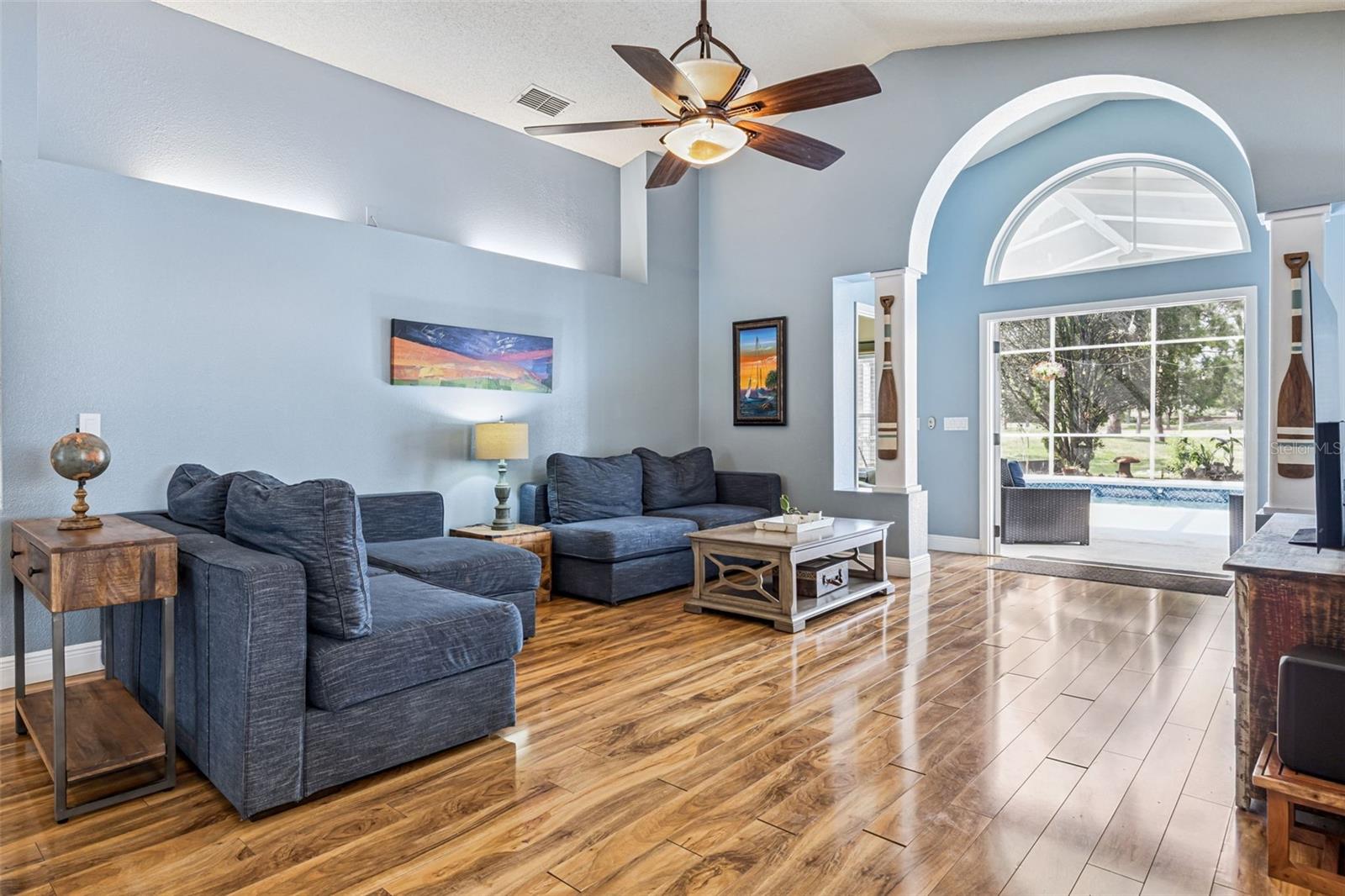 HUNTERS CREEK TR 115 PH 01 - Residential