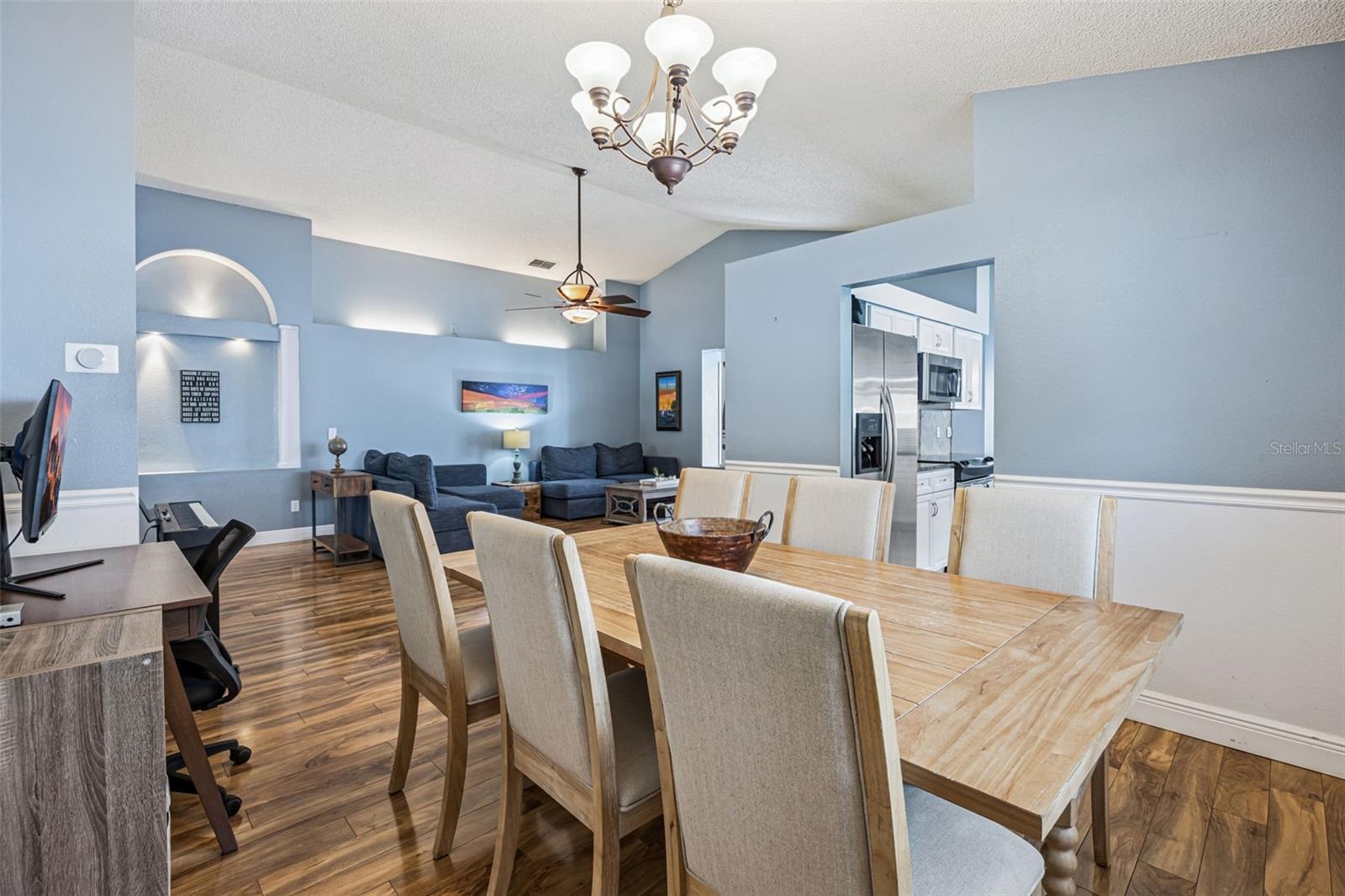 HUNTERS CREEK TR 115 PH 01 - Residential