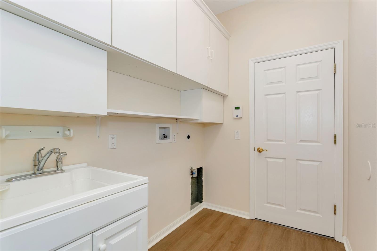 SUMMERFIELD VILLAGE SUBPHASE A U2, T304/5 - Residential