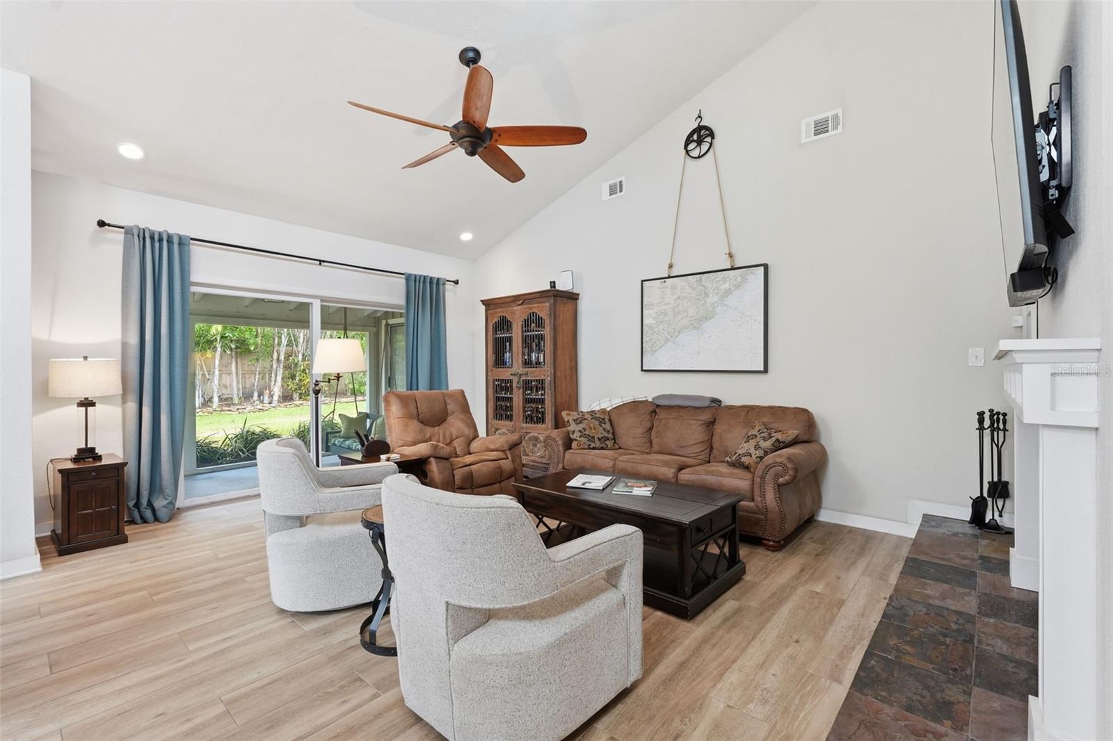 HARBOR VIEW 4 - Residential