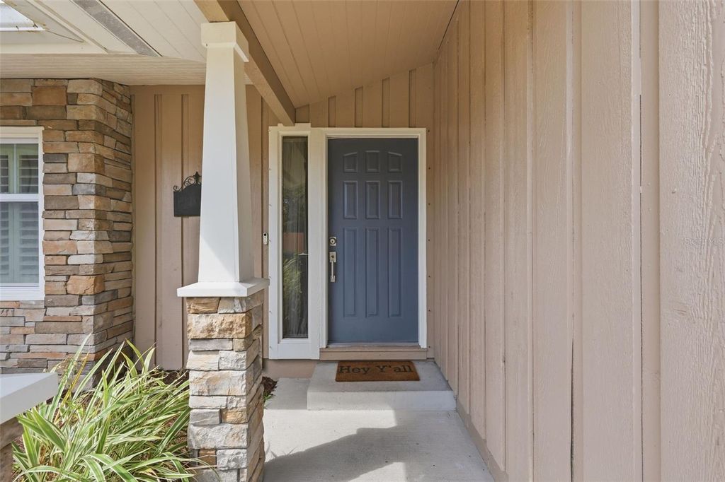 Photo of 13917 76th Terrace, Seminole, FL 33776 (MLS # TB8491086)