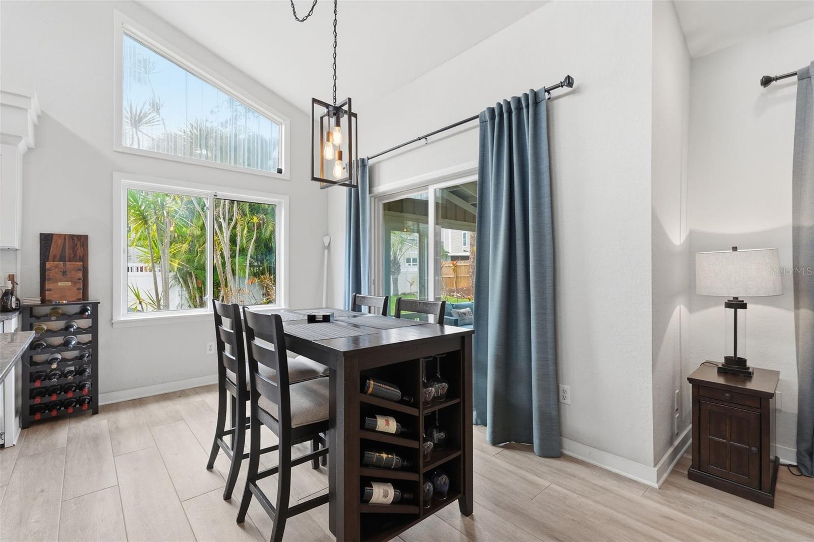 HARBOR VIEW 4 - Residential