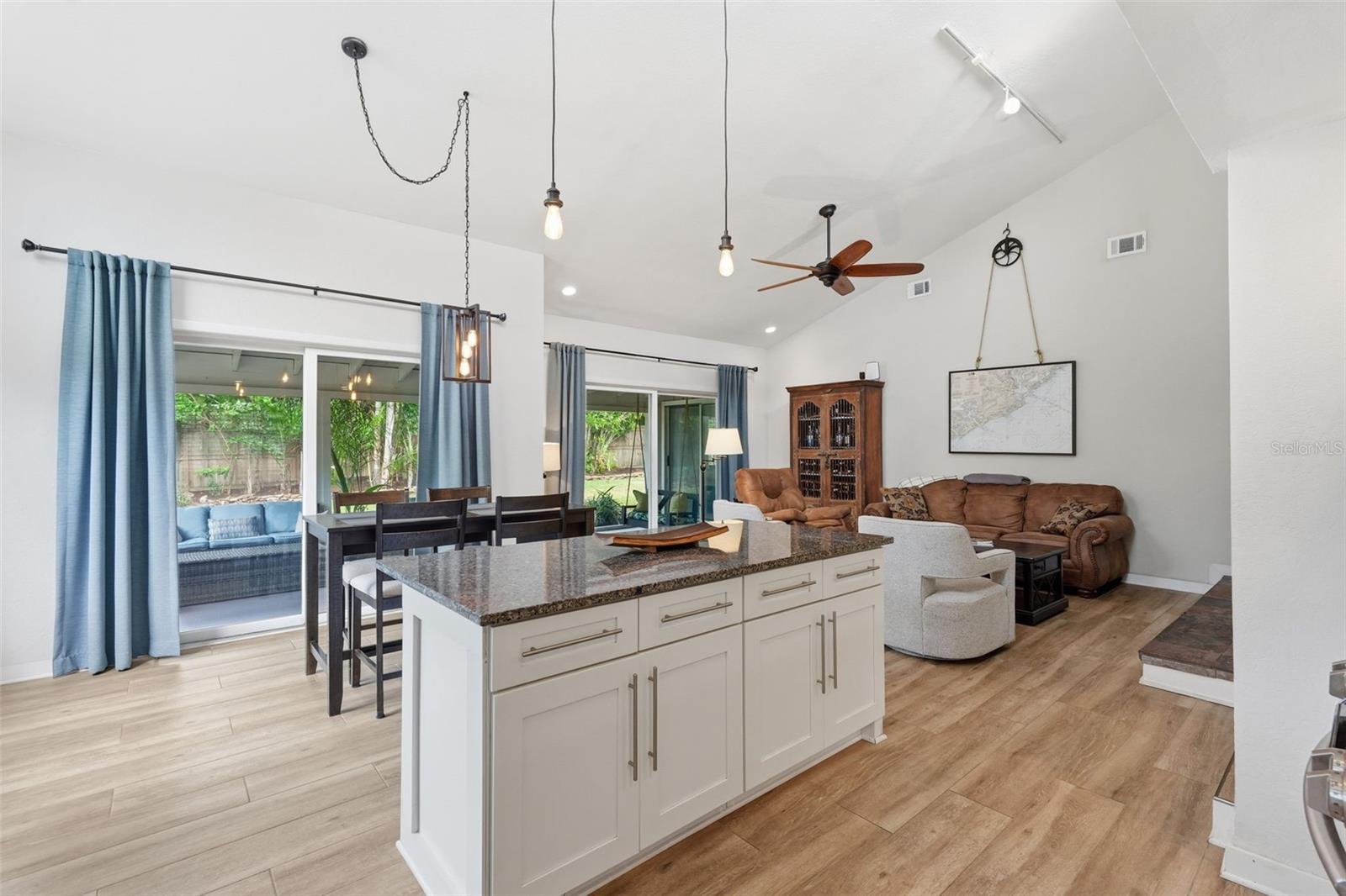 HARBOR VIEW 4 - Residential