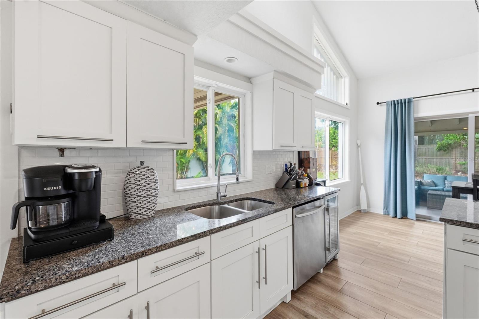 HARBOR VIEW 4 - Residential