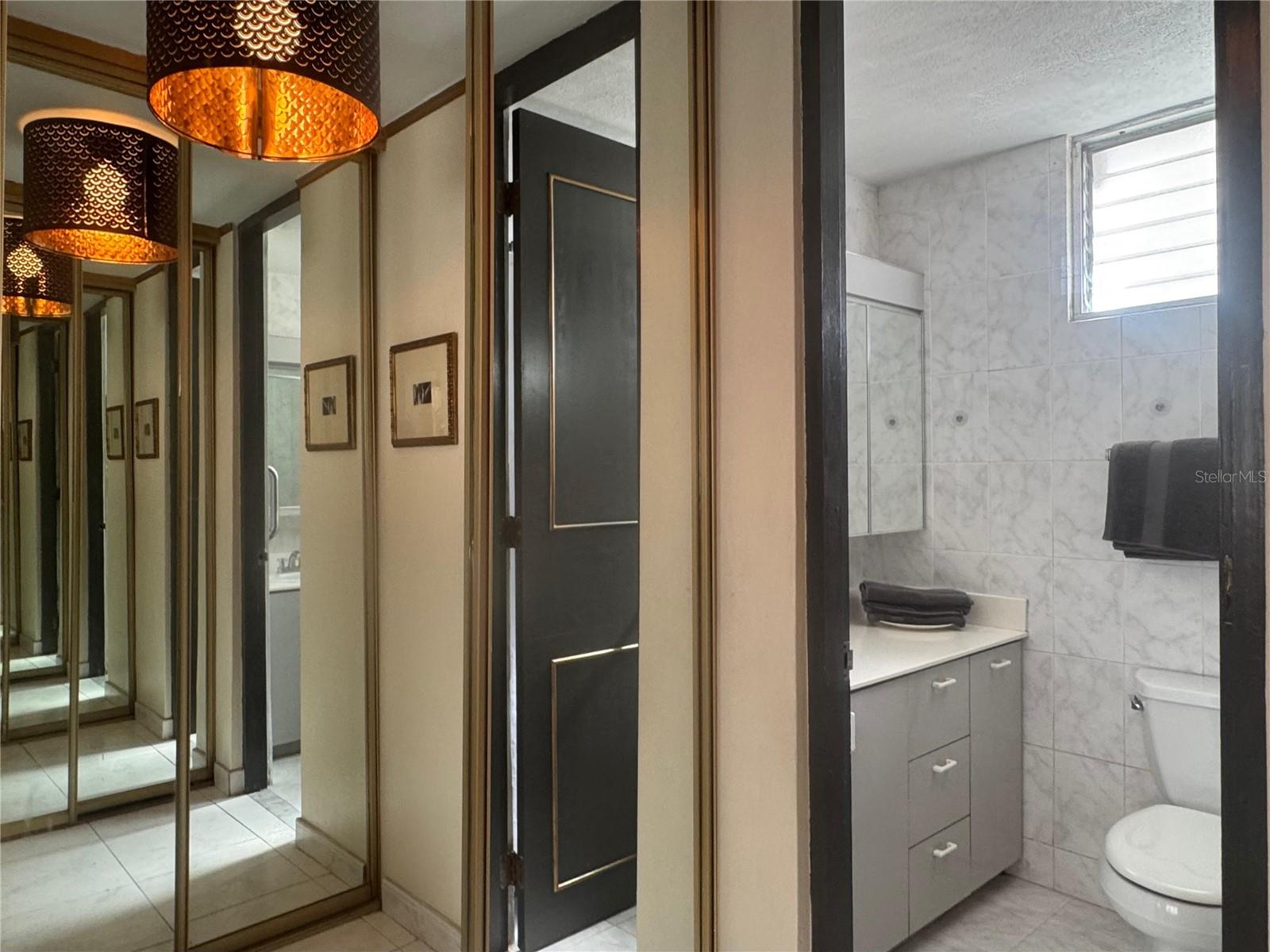 KINGS COURT 76 CONDOMINIUM - Residential Lease