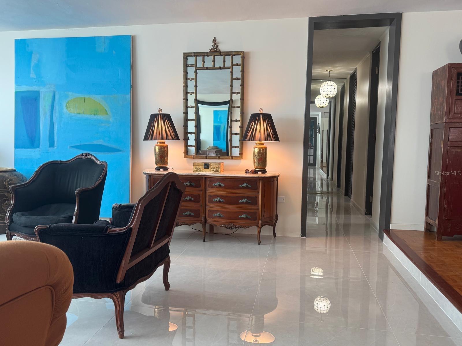 KINGS COURT 76 CONDOMINIUM - Residential Lease