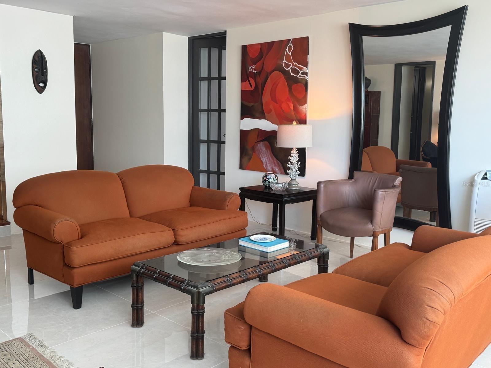 KINGS COURT 76 CONDOMINIUM - Residential Lease