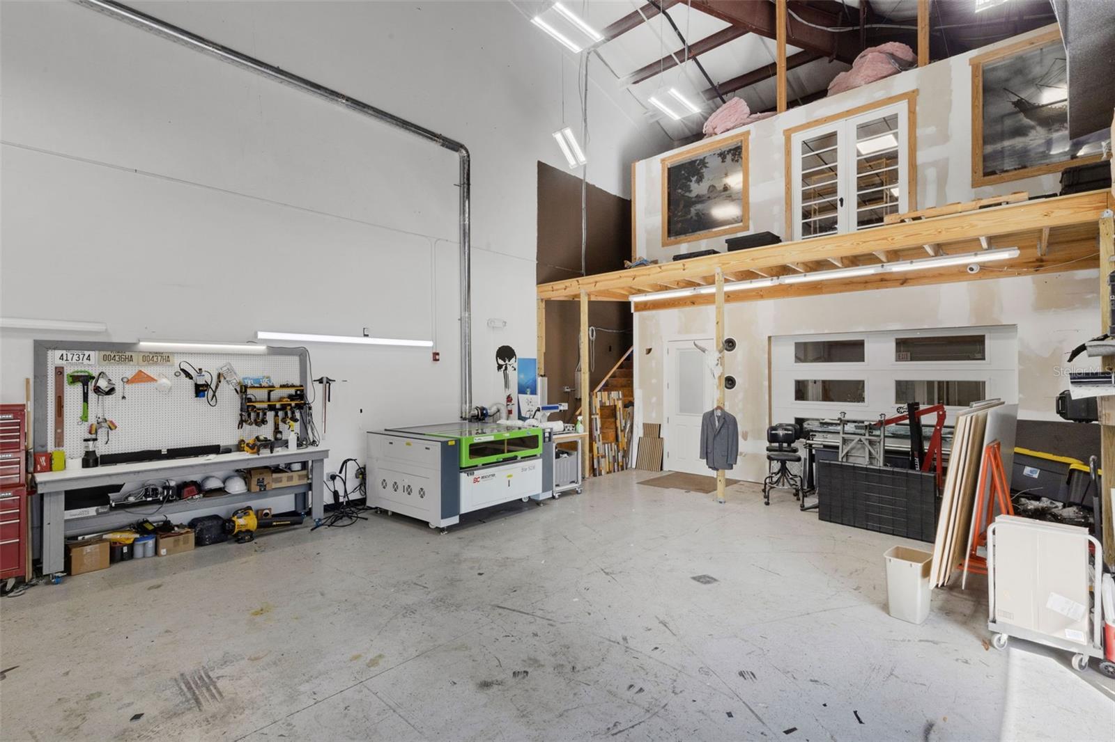 MCINTOSH BUS CENTER - Commercial Sale