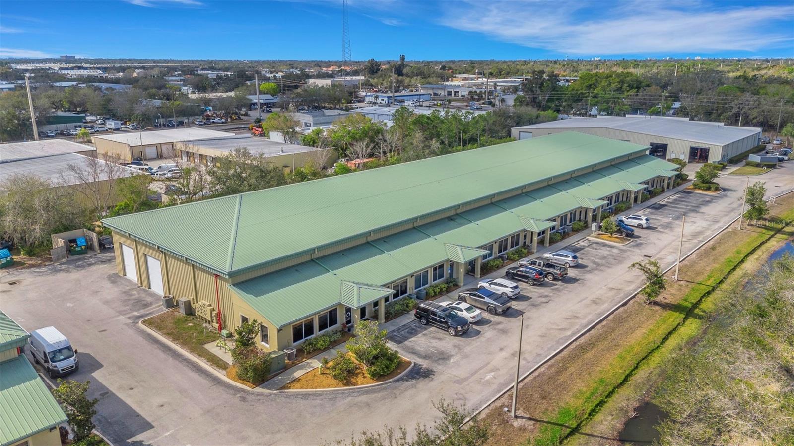 MCINTOSH BUS CENTER - Commercial Sale