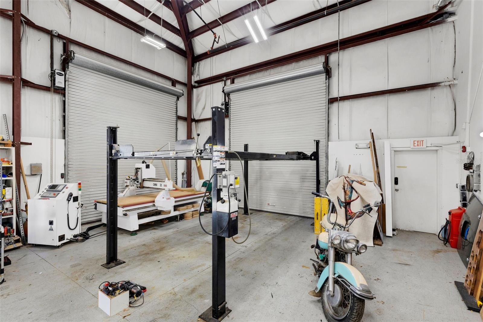 MCINTOSH BUS CENTER - Commercial Sale