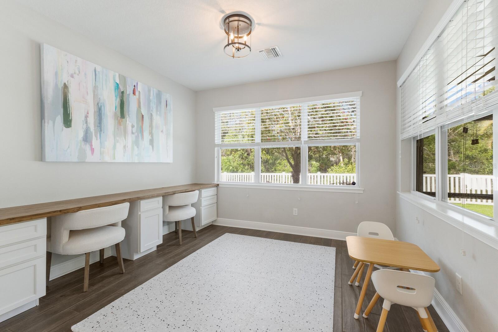 PALMER PARK - Residential