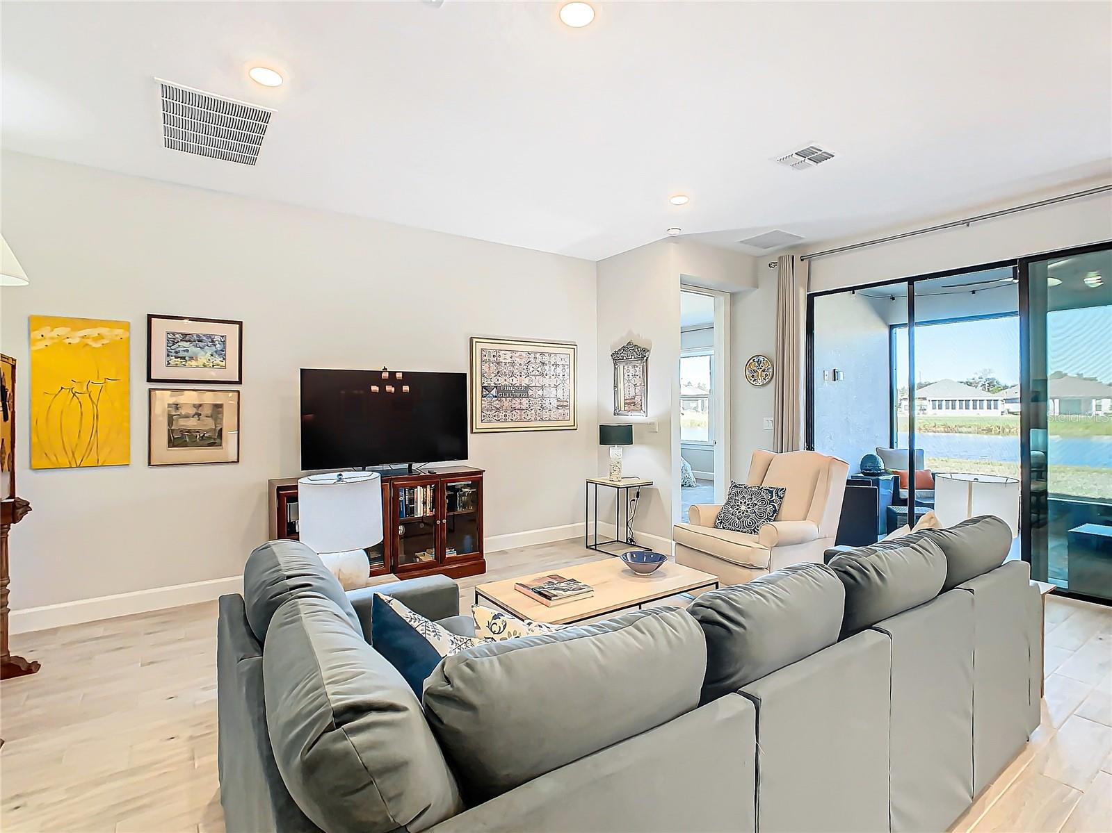 445 VIA ABRUZZI STREET