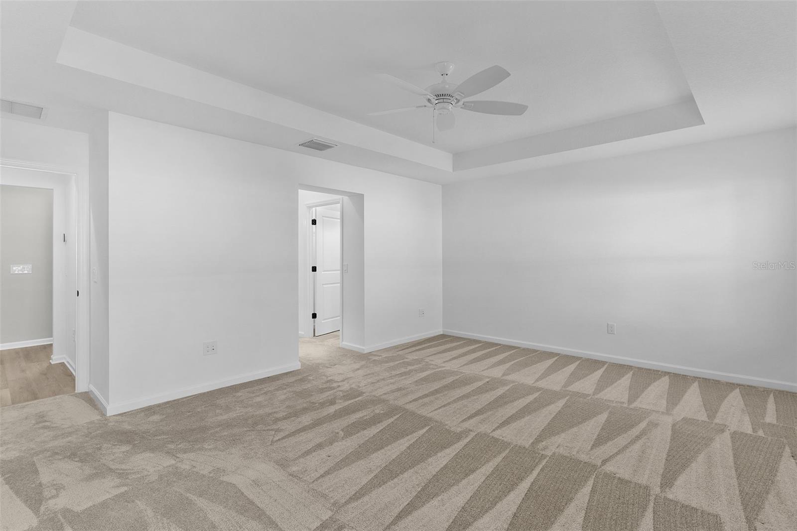 VILLAGES/WEST LAKE UN 66 - Residential