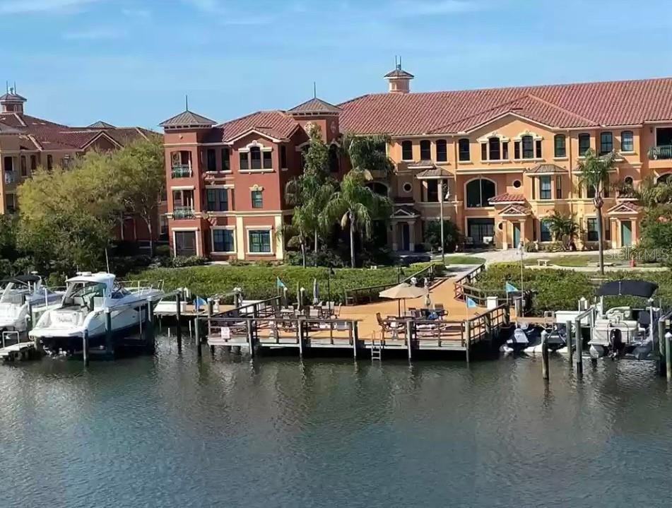 2741 VIA CIPRIANI 29