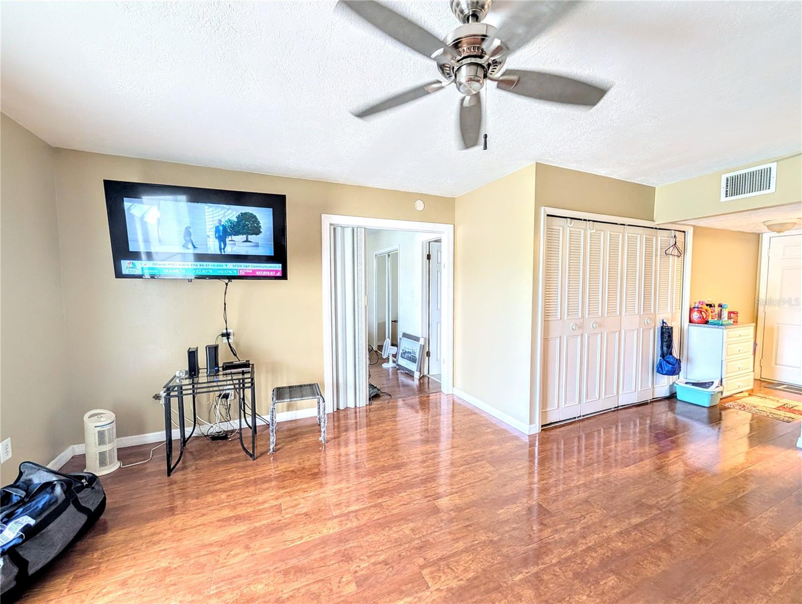 SARABAY COVES - Residential Lease