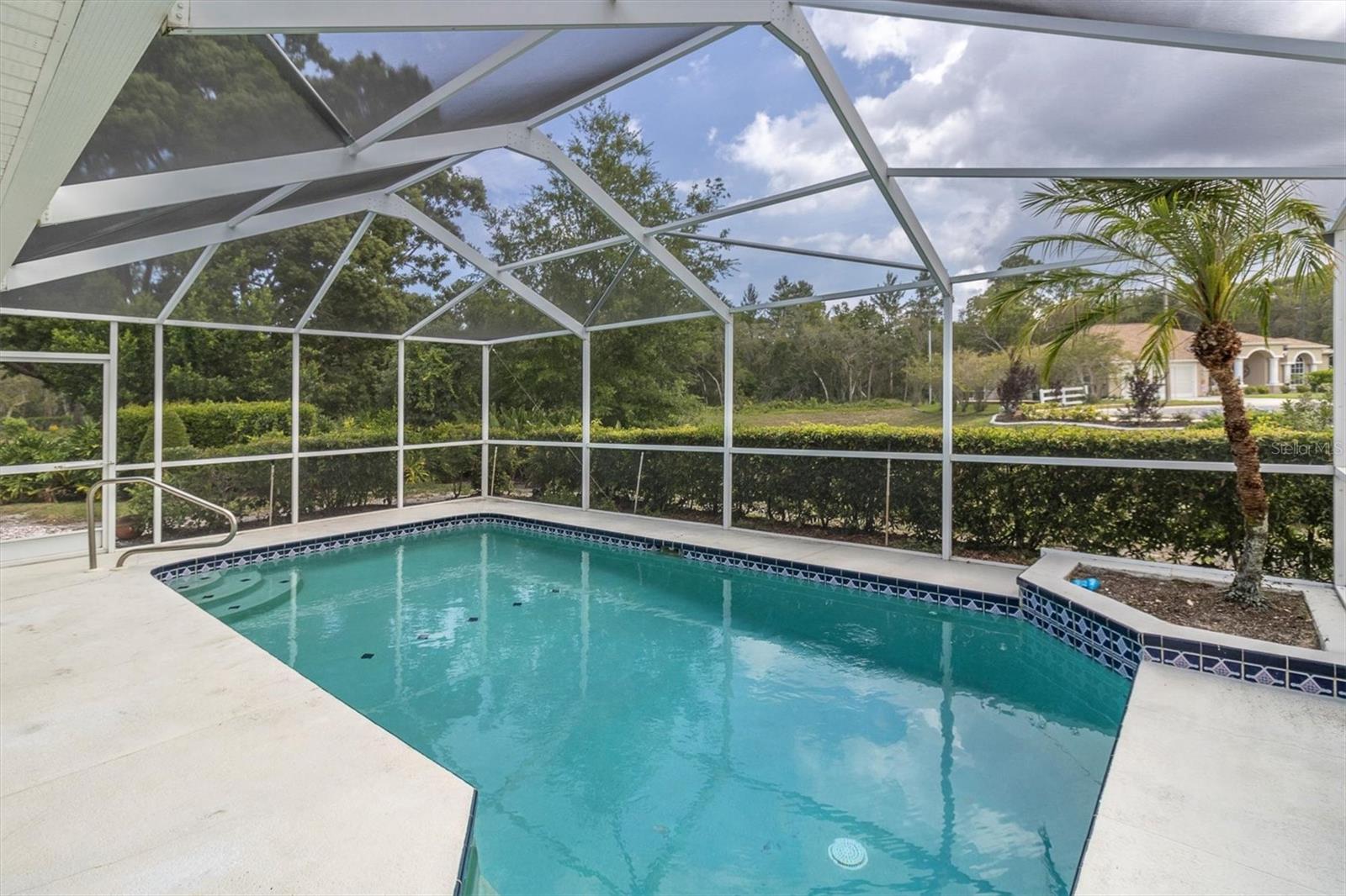 8228 CORAL CREEK LOOP