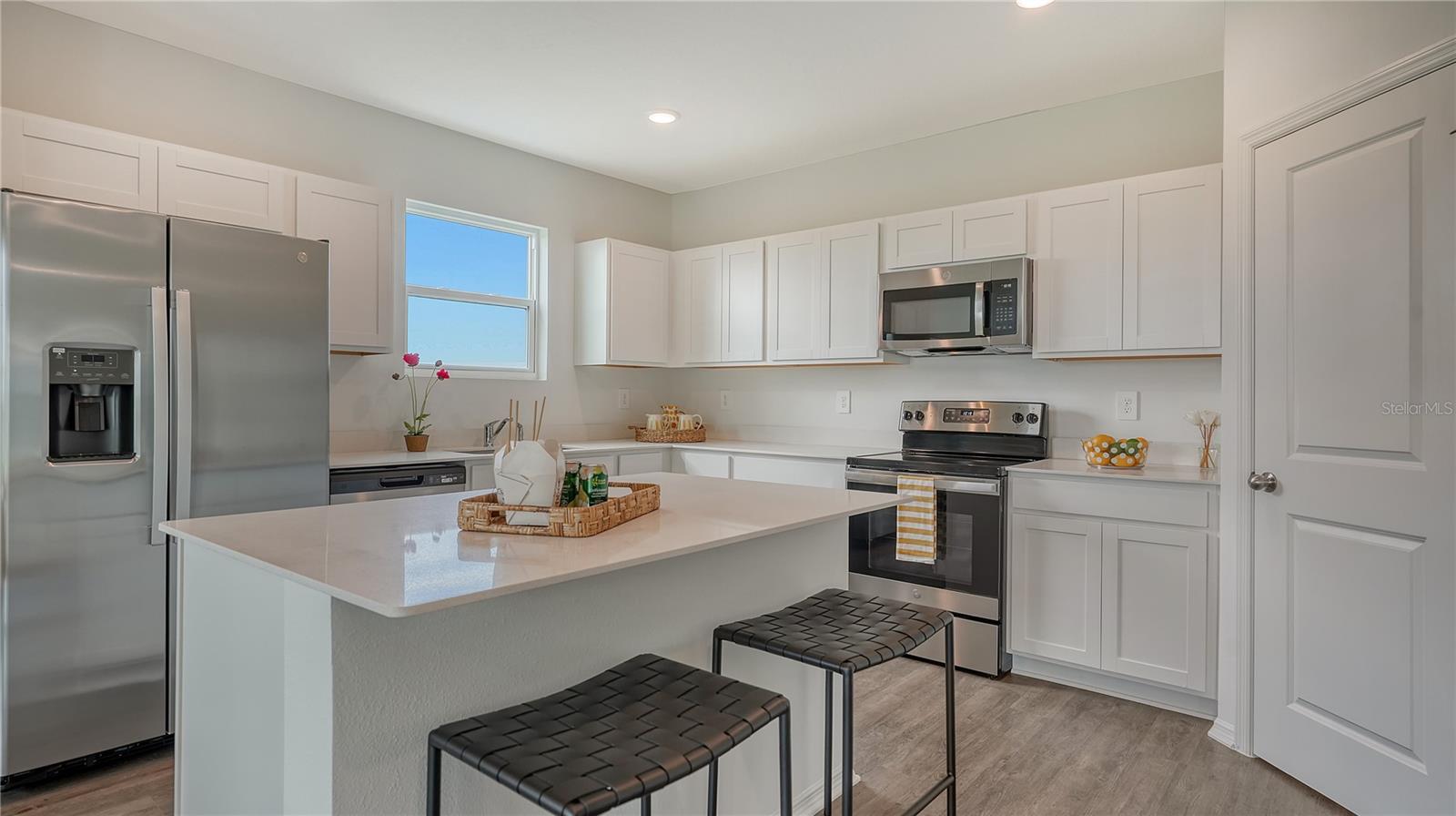 BROADLEAF - Residential