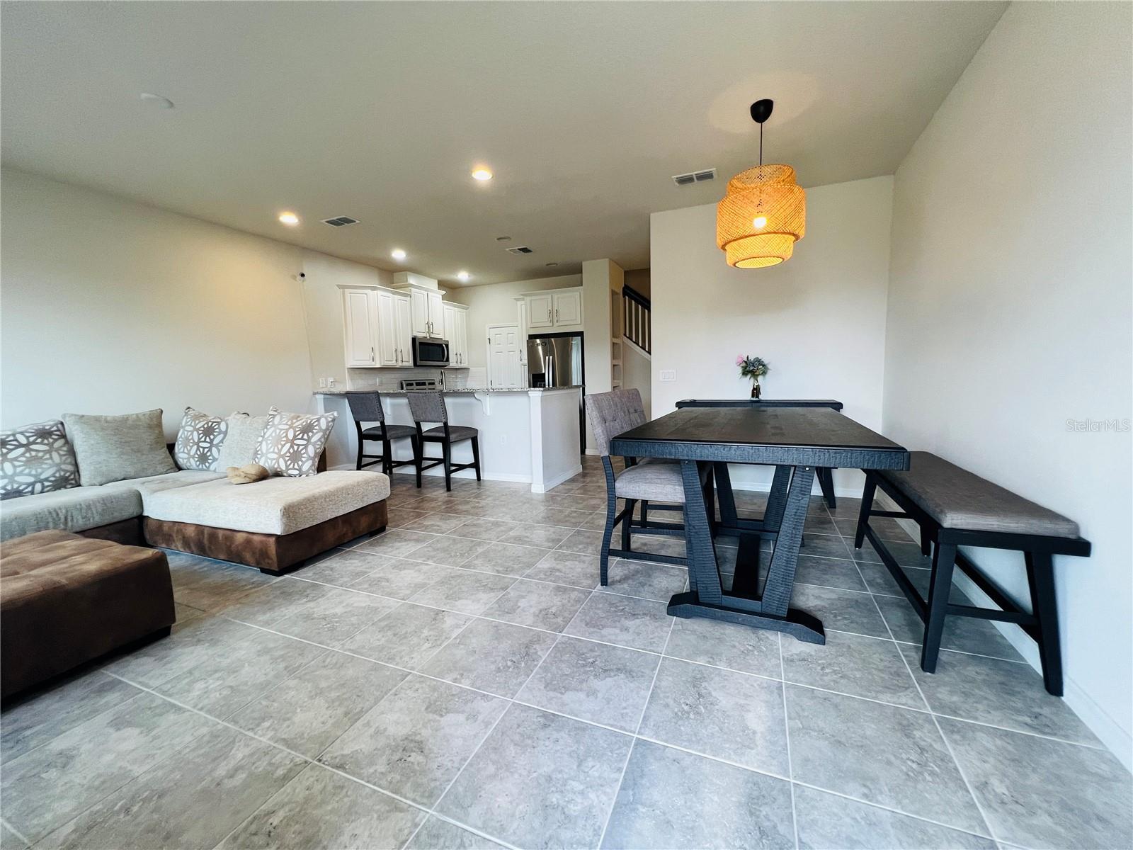 TAPESTRY PH 4 - Residential