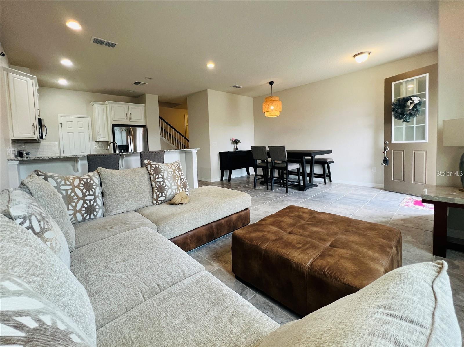 TAPESTRY PH 4 - Residential