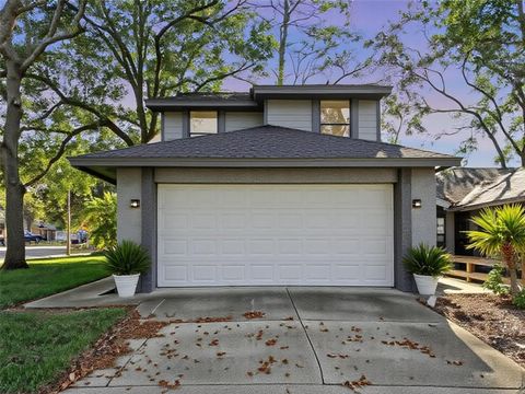 Photo of 1196 Indian Bluff Ct, Apopka, FL 32703 (MLS # O6367365)