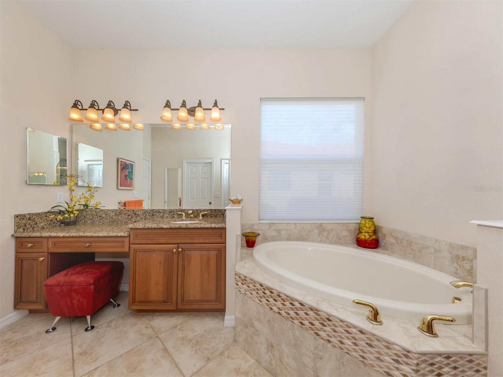 VENETIAN GOLF & RIVER CLUB PHA - Residential
