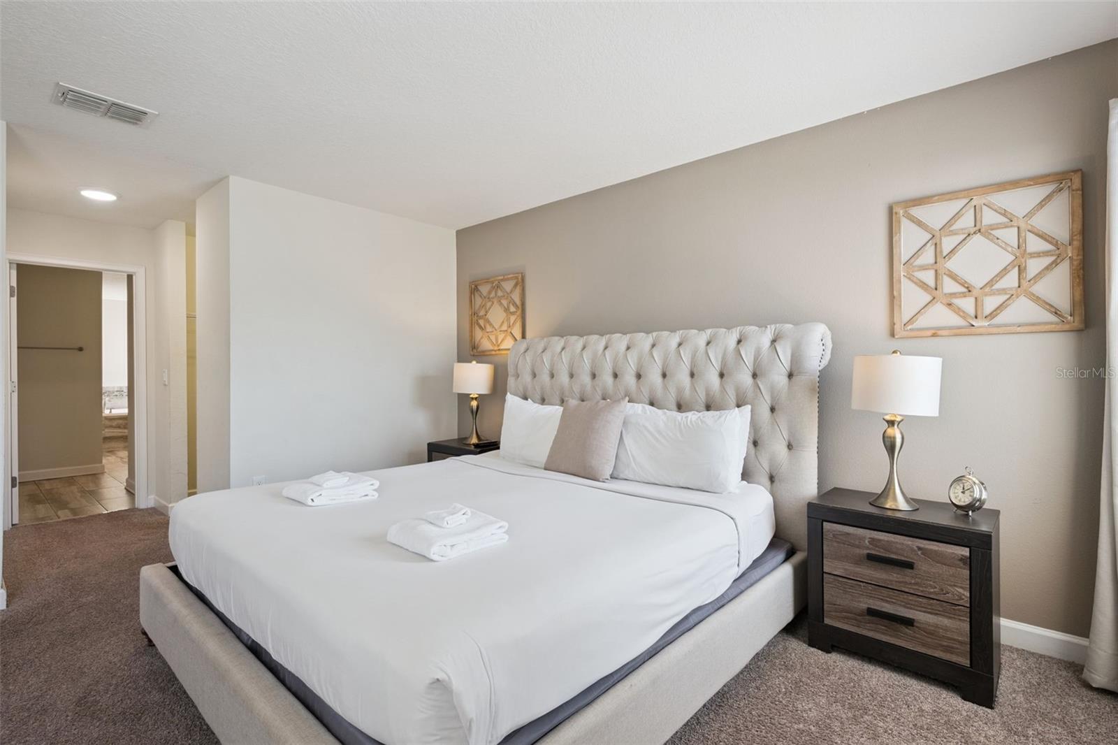 STOREY LAKE - Residential