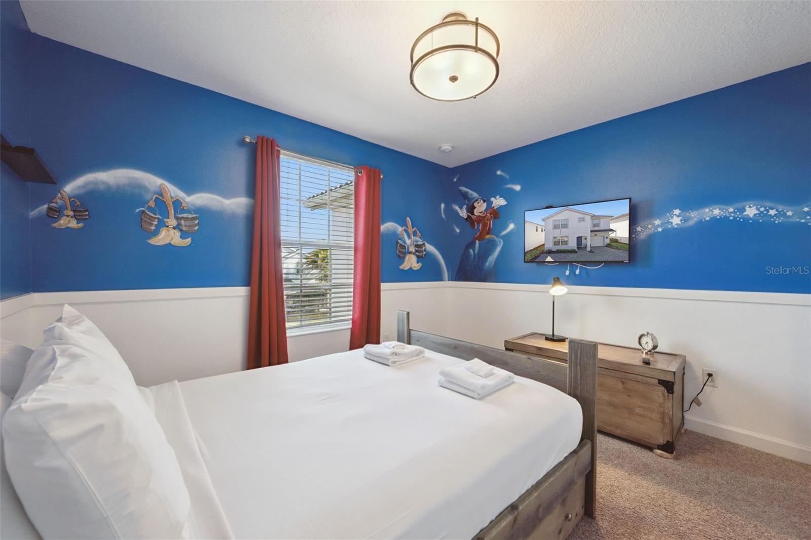 STOREY LAKE - Residential