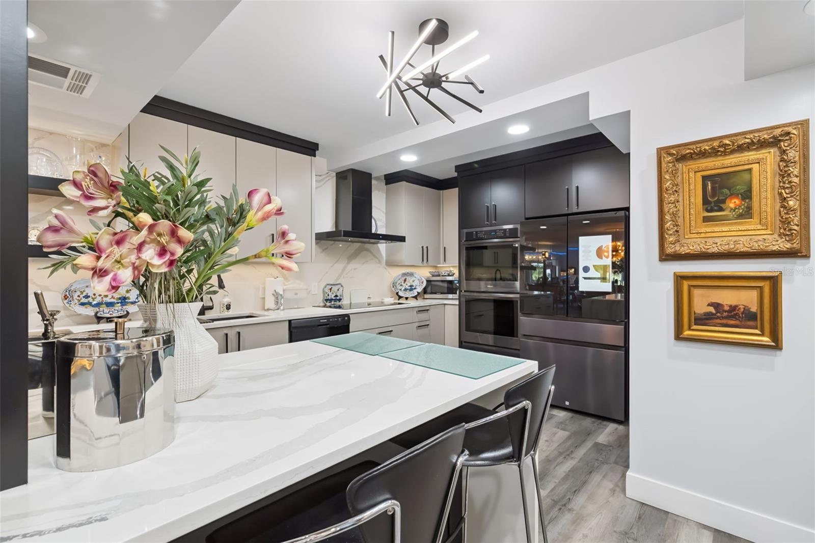 BAY VIEW RESERVE CONDO - Residential