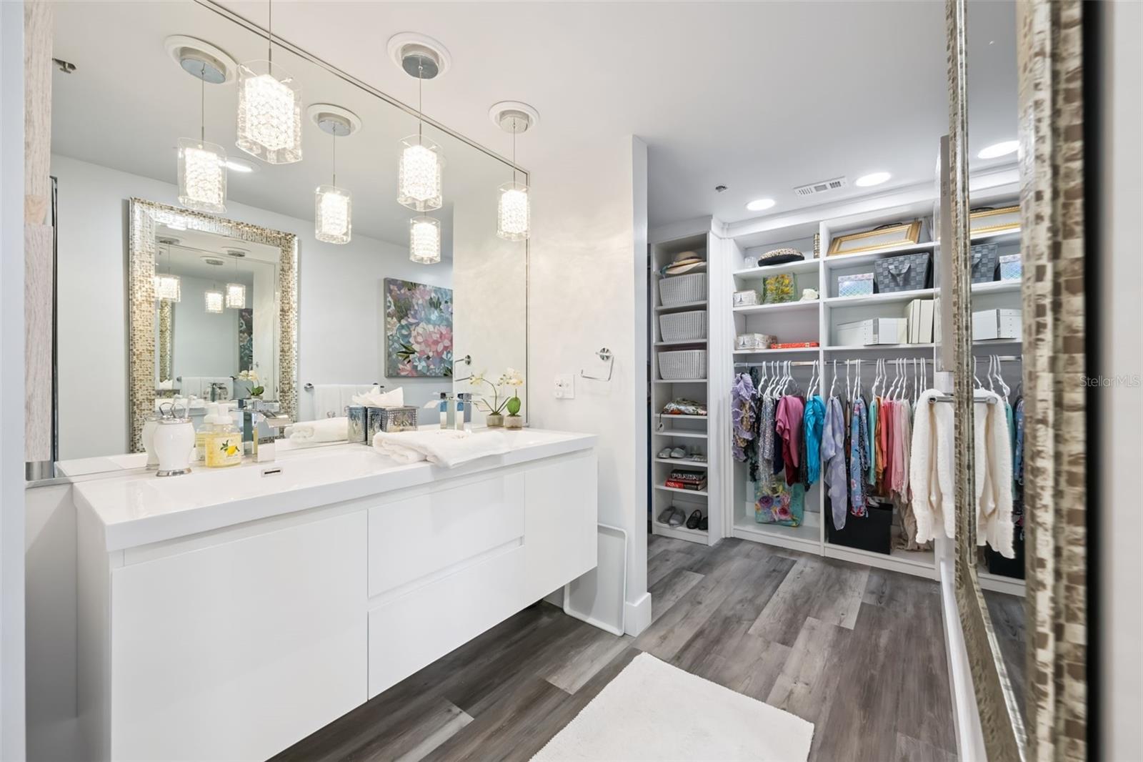 BAY VIEW RESERVE CONDO - Residential