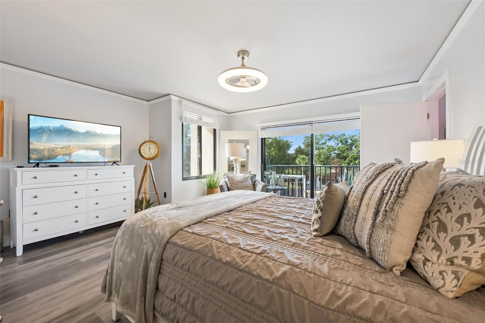 BAY VIEW RESERVE CONDO - Residential