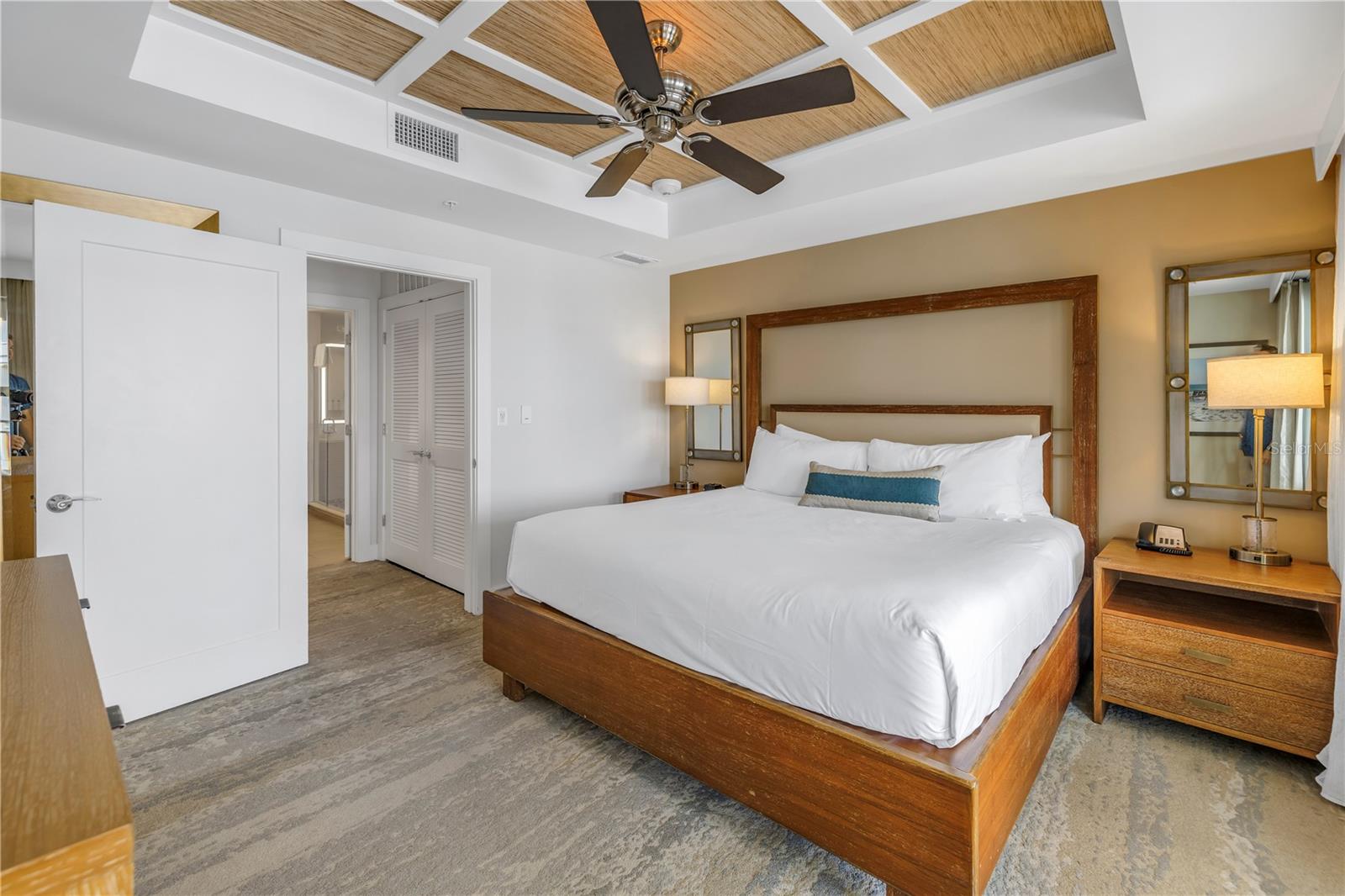 WATERLINE VILLAS & MARINA - Residential