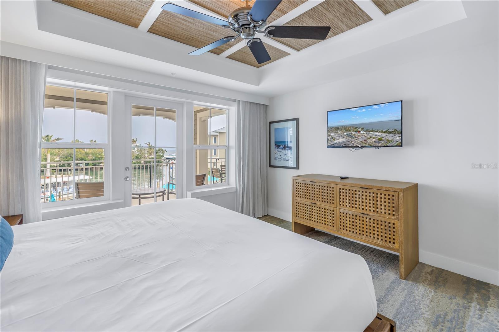 WATERLINE VILLAS & MARINA - Residential