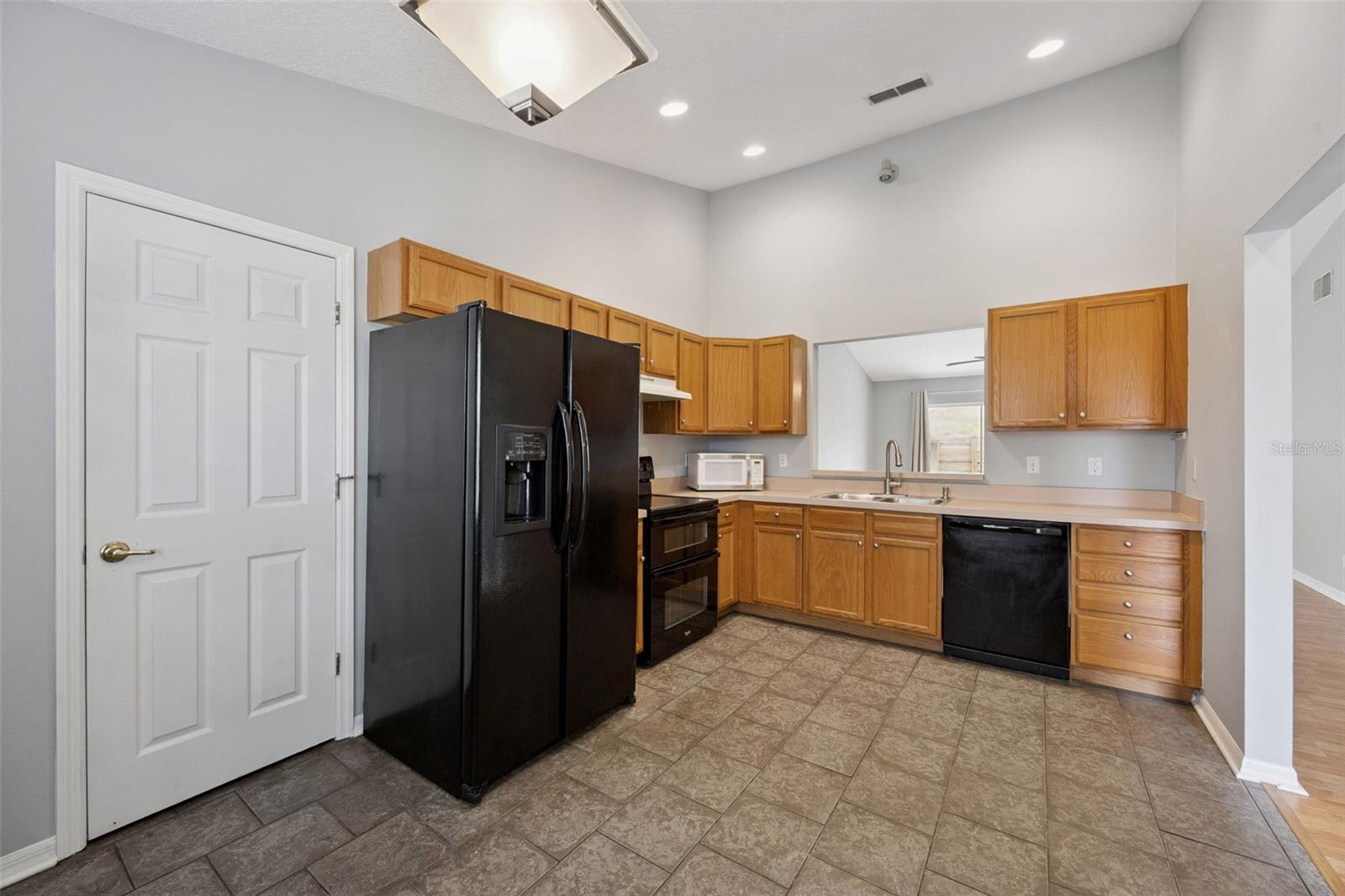 AMANDAS PLACE - Residential