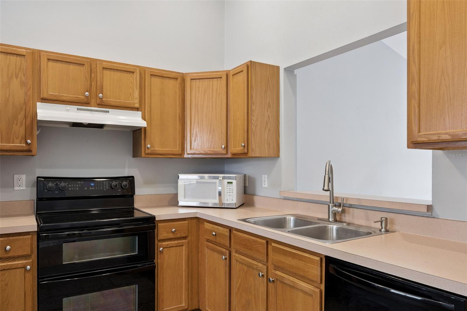 AMANDAS PLACE - Residential