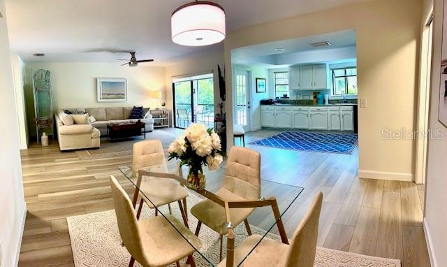 LAUREL HOLLOW - Residential Lease