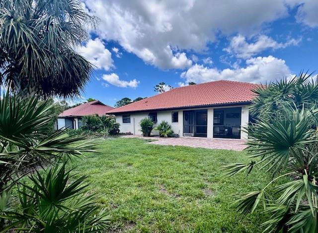 LAUREL HOLLOW - Residential Lease