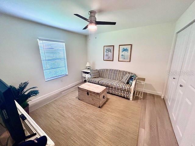 LAUREL HOLLOW - Residential Lease