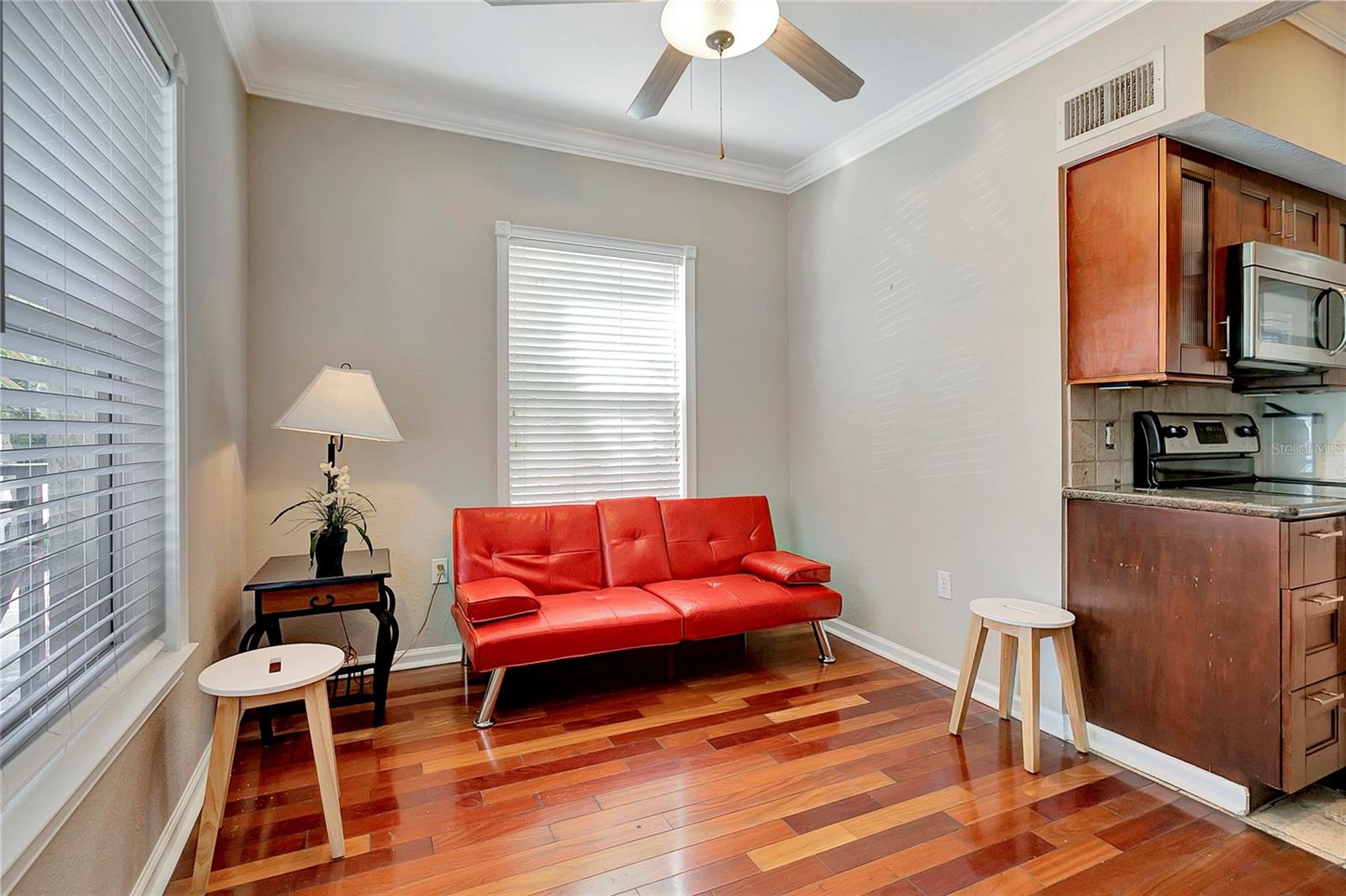 201 6TH STREET S 106