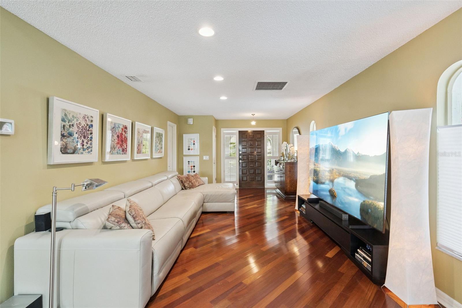 CORTLAND PARK - Residential