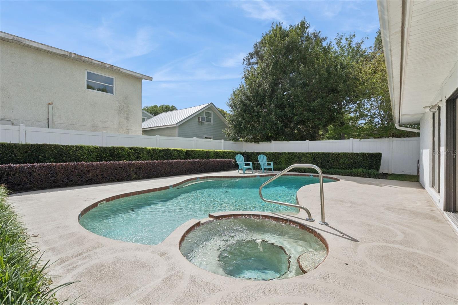 CORTLAND PARK - Residential